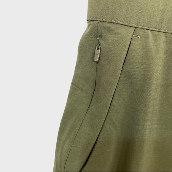 Fabletics Green The Only Pant NWT Size Large - Picture 4 of 9